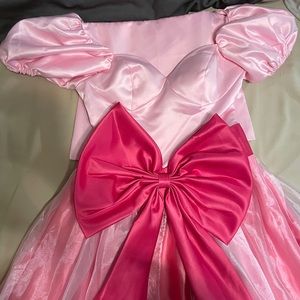 Princess’ floor-length dress